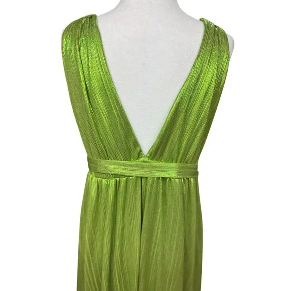 sincerely jules green maxi dress Sincerely Jules wearing Spell